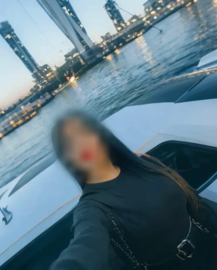 Angela, 35 anni